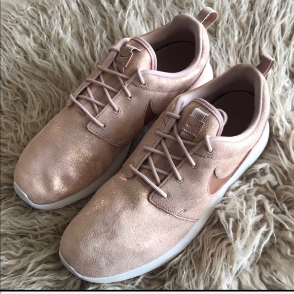 NWT Nike Roshe 1 Premium - Picture 6 of 8